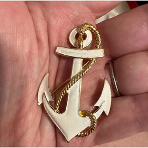 Vintage Trifari Anchor Pin Gold & White